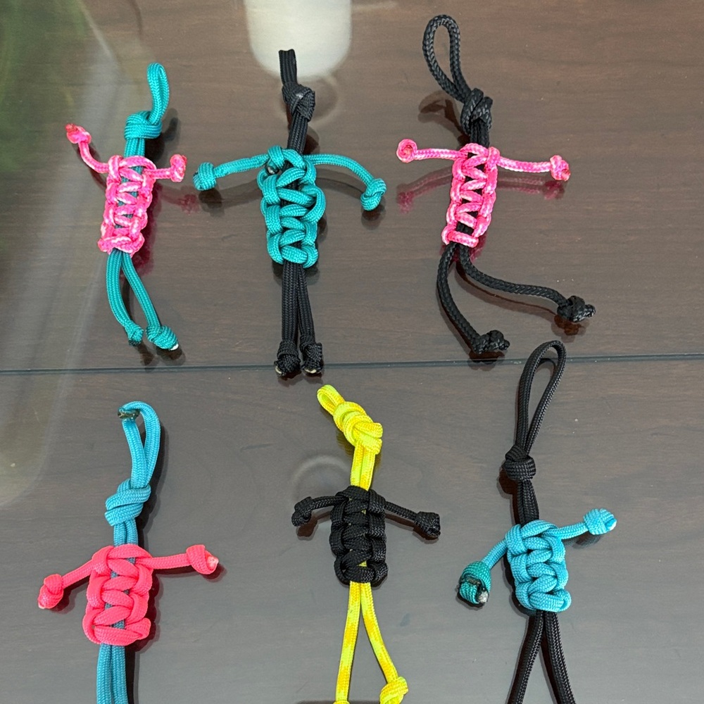 Paracord People (HELPING ANIMAL SHELTER)